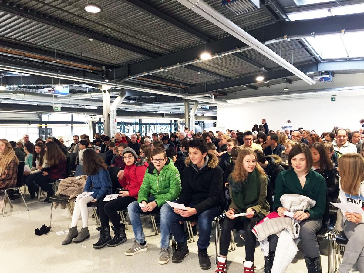 Robotics at the smart living lab - EPFL