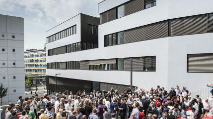 © 2014 EPFL © 2014 EPFL