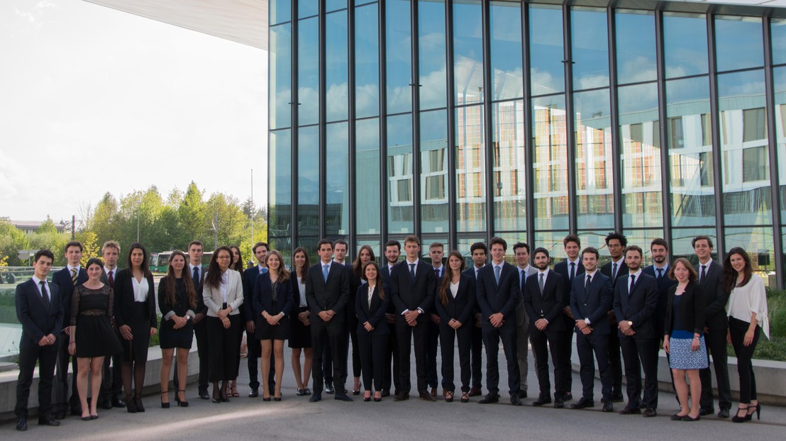 Membres JUNIOR ENTREPRISE EPFL© 2018 EPFL Membres JUNIOR ENTREPRISE EPFL© 2018 EPFL