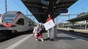 Emmanuel Clédat et Dirk Lauinger tentent le Swiss Train Challenge. ©Alain Herzog/EPFL