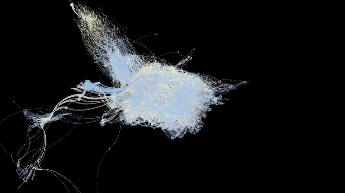 © 2018 EPFL  - Représentation artistique d'un graphique de provenance des calculs et des données impliquées dans les simulations de propriétés électroniques d'environ 500 matériaux.