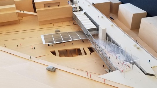 Projet de gare et passerelle piétonne à la Place de l'Europe. © Acm/EPFL
