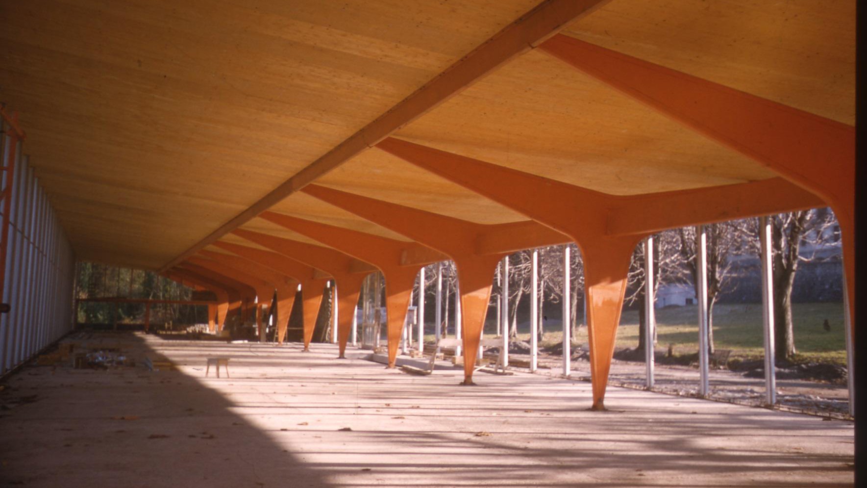 Pendant le chantier, en 1956 © Arch. départ. de la Haute-Savoie, fonds Maurice Novarina/EPFL-TSAM