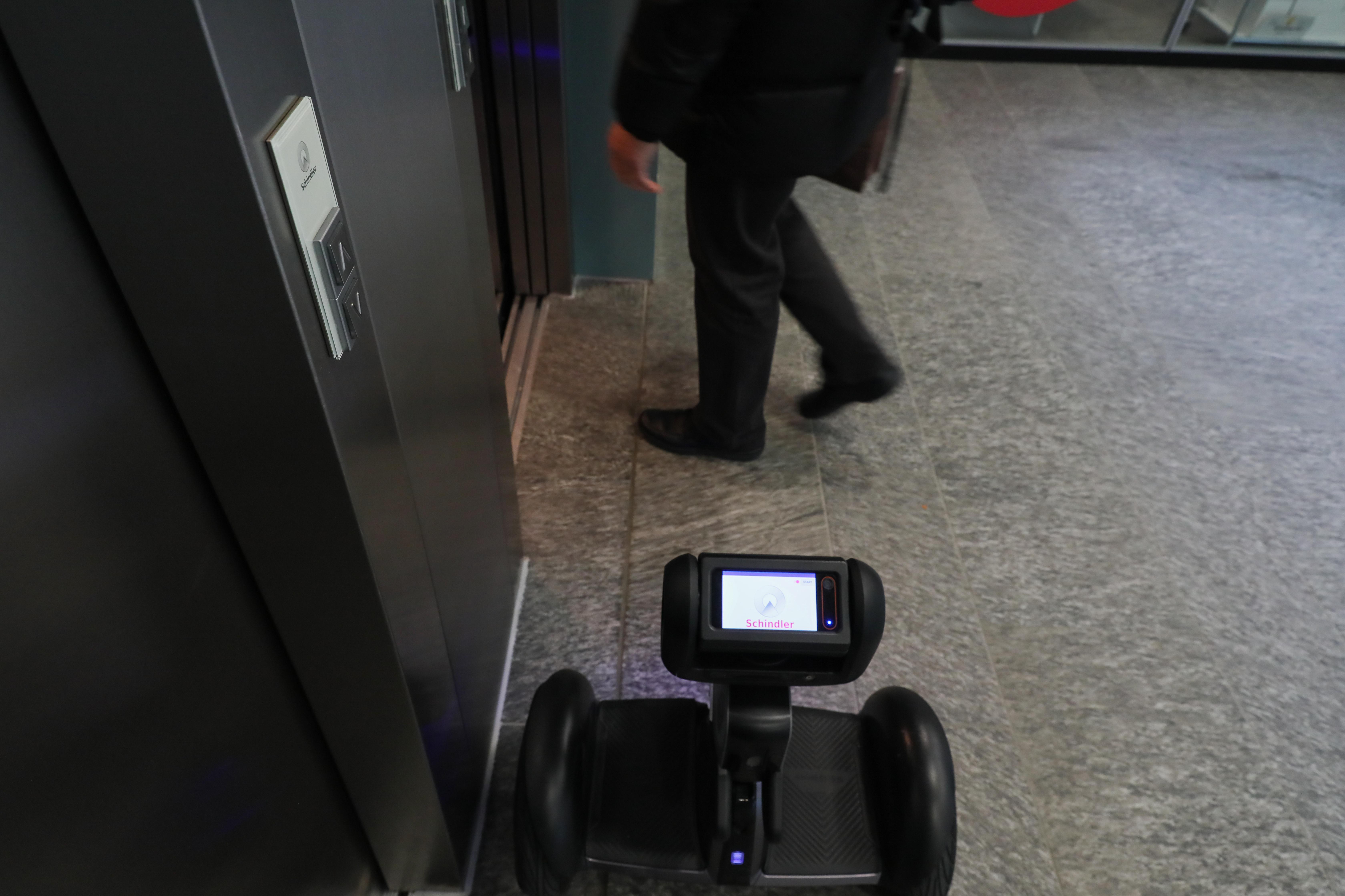 Innovative welcome at Schindler Lab © Alain Herzog 2018 EPFL