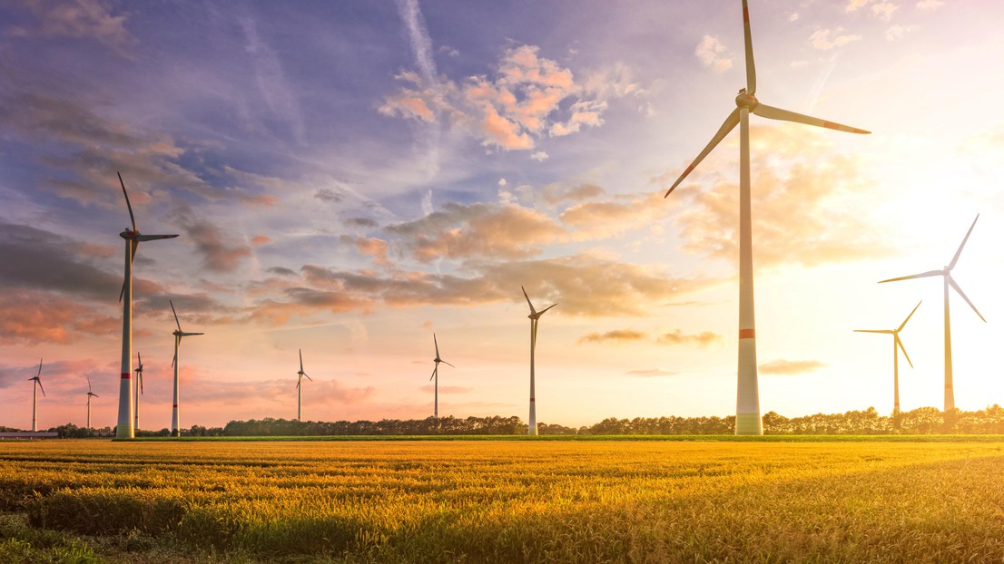 Many countries are developing an energy strategy to reduce reliance on fossil fuels, cut CO2 emissions and promote the energy transition © iStock