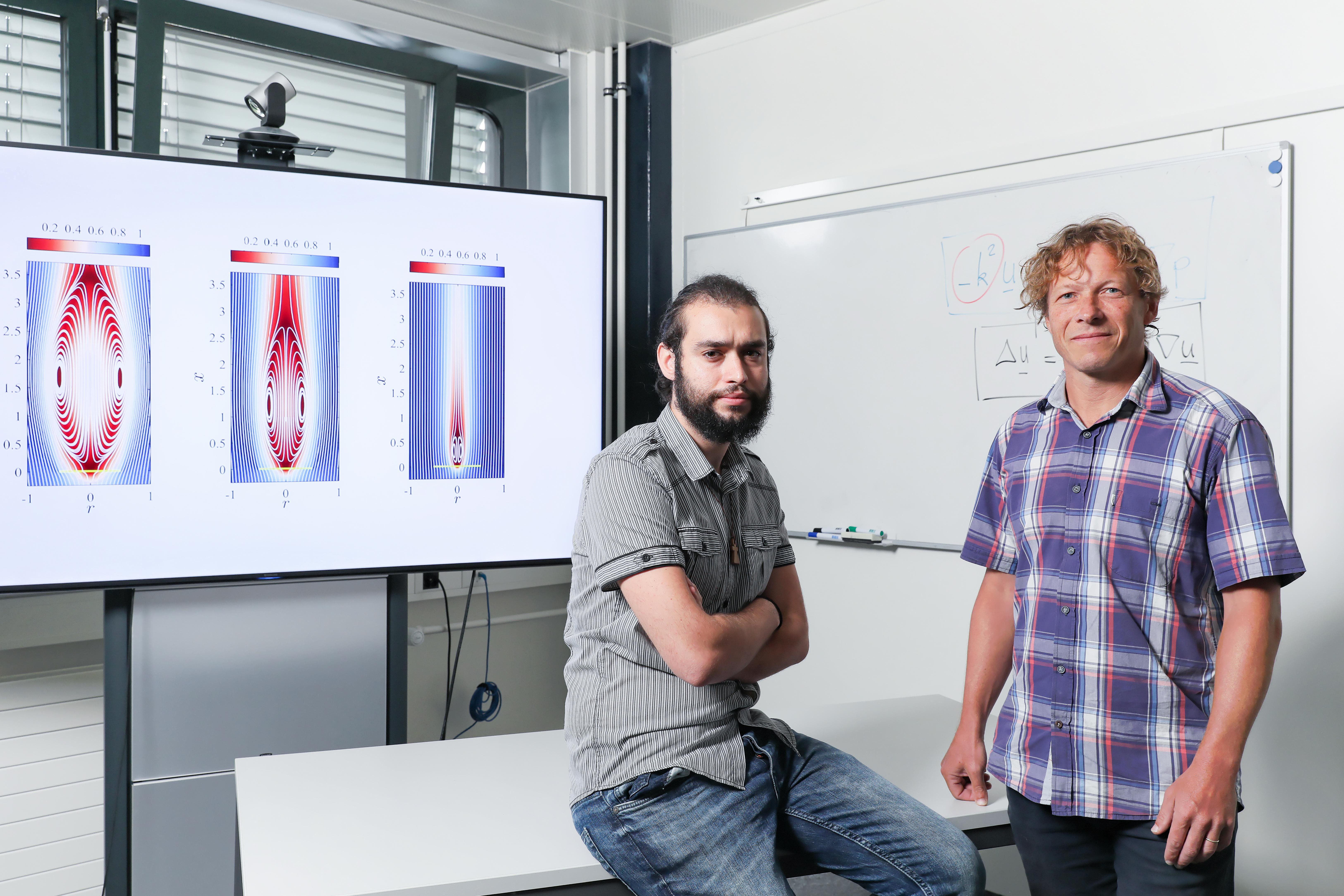 Les chercheurs Pier Giuseppe Leda et François Gallaire © 2019 Alain Herzog/EPFL