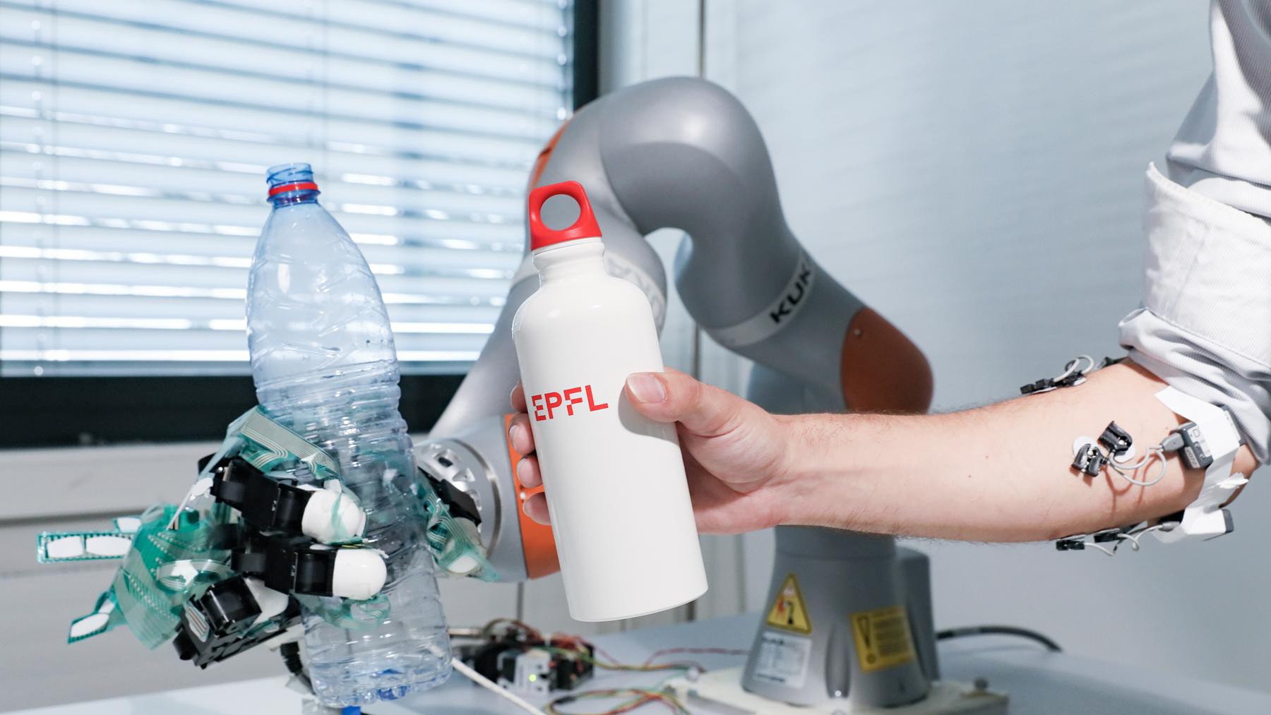 © 2019 EPFL /Alain Herzog. Smart artificial hand.