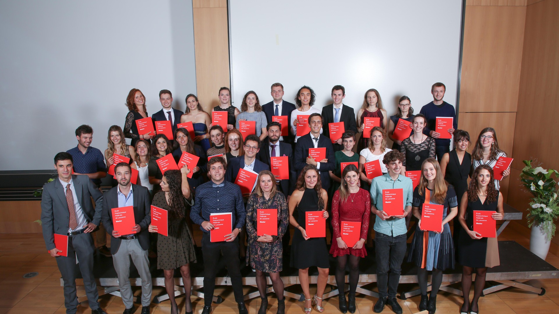 SV Master graduates at the 2019 EPFL Magistrale (Credit: Morgane Grignon)