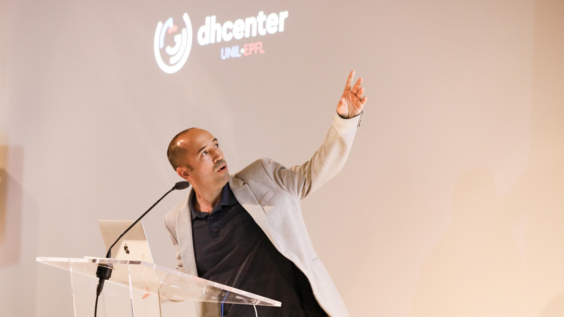 Boris Beaude presents the WikiMaps © Alain Herzog