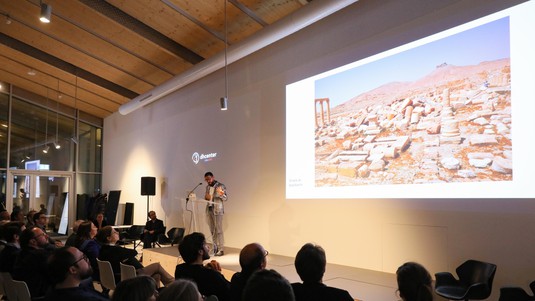 Patrick Michel presents the Collart-Palmyre project © Alain Herzog