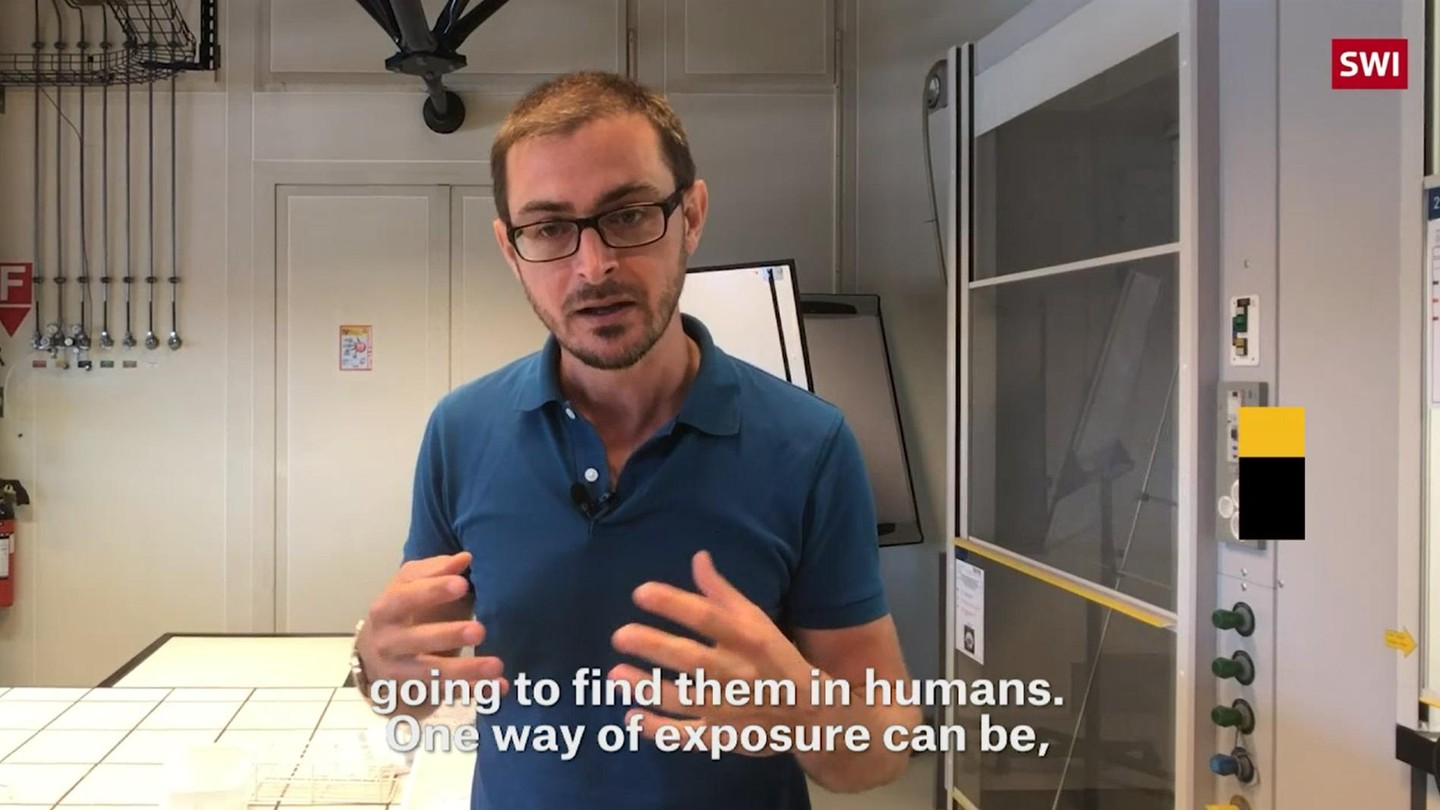 Why is plastic so hard to recycle? EPFL