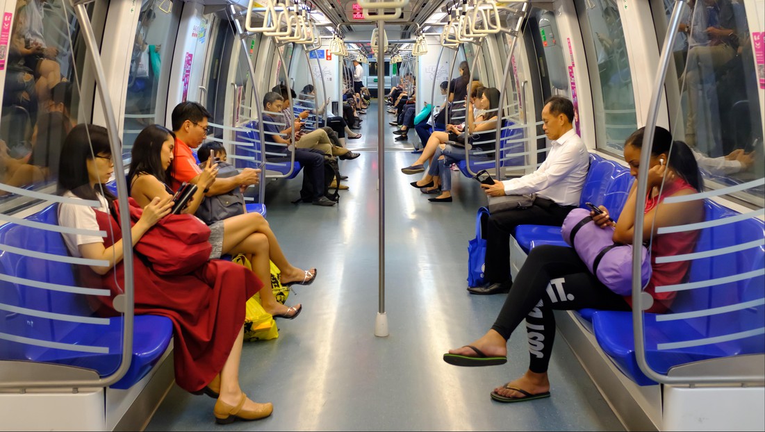 Une ligne de métro à Singapour. © iStock
