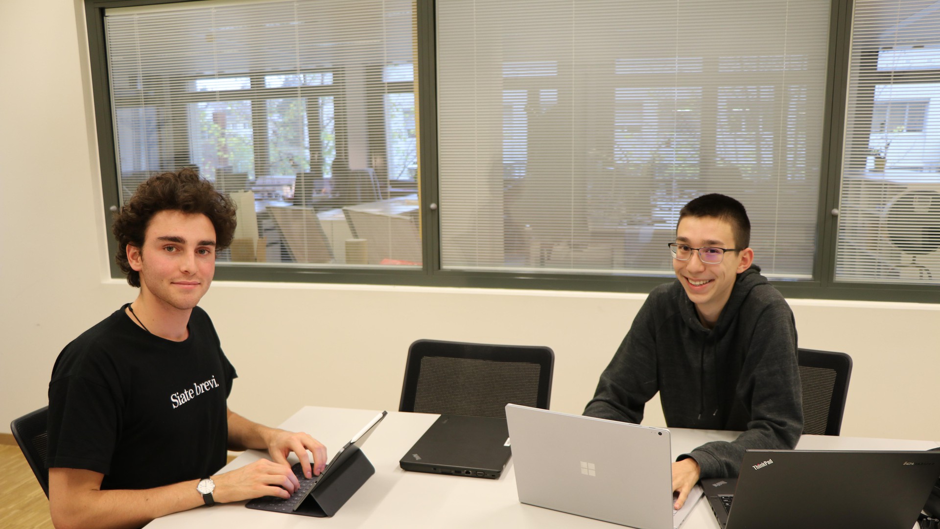 Jacopo and Kai preparing their presentation © 2019 EPFL