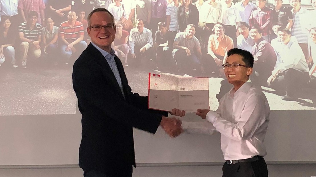 Prof. Daniel Kuhn and Dr. Viet Anh Nguyen © 2019 EPFL