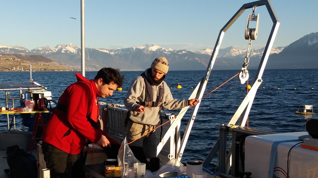 Profiling turbulences during 24h experiments on LéXPLORE © N. Tofield-Pasche / 2020 EPFL