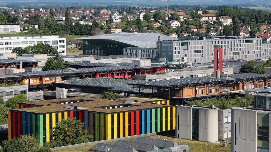 The EPFL campus produces about 3% of its own energy, via its solar park. © Alain Herzog