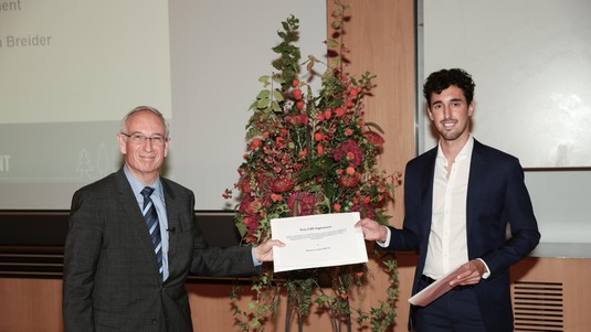 Thierry Mounir reçoit le Prix CSD © G. Eaves / 2020 EPFL