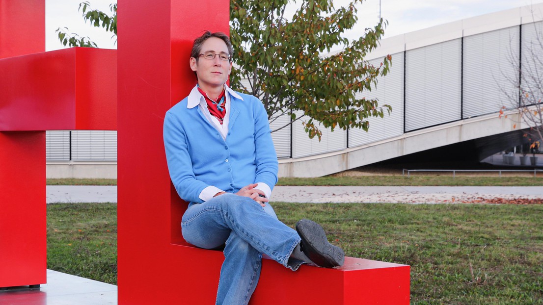 Sylvie Roke, head of the Laboratory for Fundamental BioPhotonics © 2020 Alain Herzog/EPFL